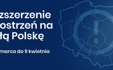 Informacja o rozszerzeniu obostrzeń na całą Polskę. Obok kontur Polski z podziałem na województwa.