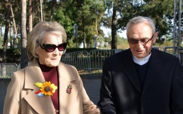 Irena Santor i ks. Tadeusz Zabłocki