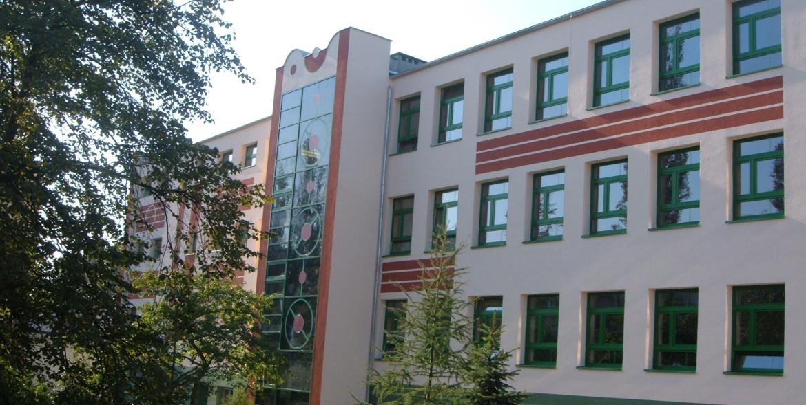 Szkoła Podstawowa Nr 3 Aleksandrów Kujawski ROZBUDOWA BUDYNKU SZKOŁY PODSTAWOWEJ NR 4 | Solec Kujawski